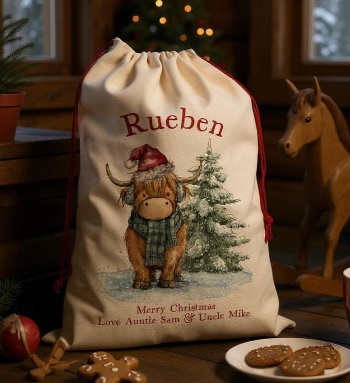 Customised Large Linen Santa Sack with a Christmas Highland Cow Theme - 50 x 70 cm - Add Names & Message - 3 Designs - Kids/Adults Gift Sack